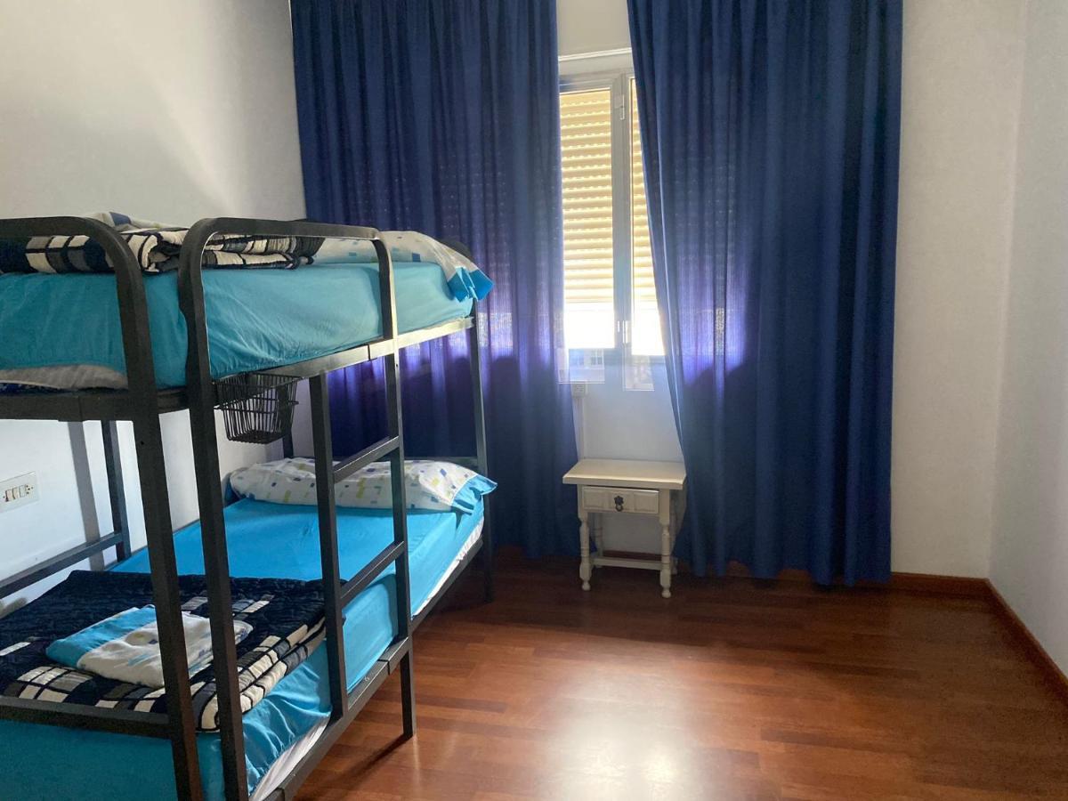 Albergue Pension Flavia Padron Bagian luar foto